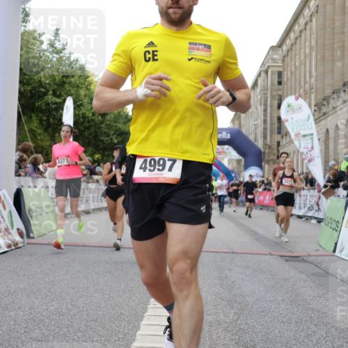 06.09.2026 - CURREX Alsterlauf Yannick Fuchs http://msf.ph/oto/10149546 06.09.2026 09:50:49 Ziel 3073, 3292, 3423, 3468, 4022, 4317, 4371, 4548, 4556, 4834, 4997, 4998, 5102, 5178, 5282, 5714, 6182, 8277 meine-sportfotos.de