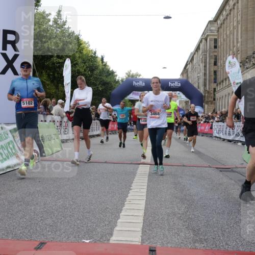 06.09.2026 - CURREX Alsterlauf Yannick Fuchs http://msf.ph/oto/10149566 06.09.2026 09:50:54 Ziel 2008, 2594, 2803, 3073, 3152, 3423, 3468, 3498, 4070, 4317, 4371, 4556, 4687, 4997, 4998, 5101, 5102, 5178, 5282, 5480, 5714, 6182, 6277, 8277 meine-sportfotos.de