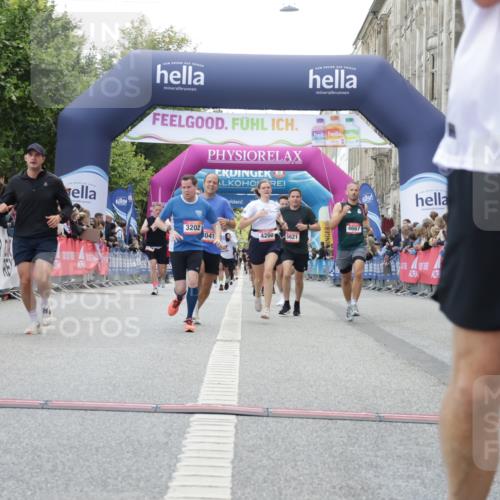 06.09.2026 - CURREX Alsterlauf Yannick Fuchs http://msf.ph/oto/10152556 06.09.2026 09:51:49 Ziel 2542, 3041, 3202, 3465, 4200, 4267, 4268, 4427, 4667, 4729, 4845, 5621, 6023, 6405, 6453, 8332 meine-sportfotos.de