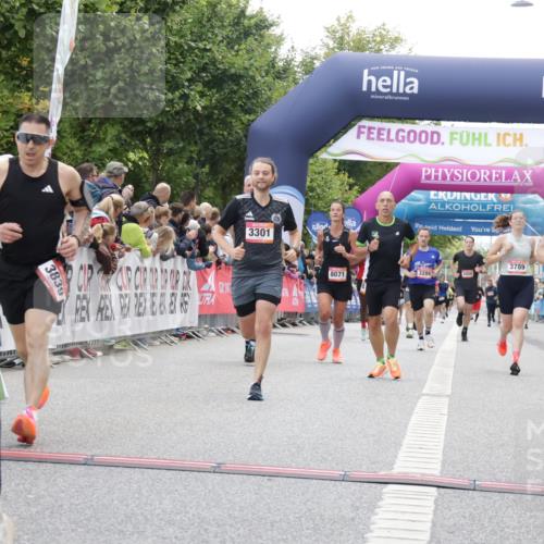 06.09.2026 - CURREX Alsterlauf Yannick Fuchs http://msf.ph/oto/10154017 06.09.2026 09:52:08 Ziel 2118, 2284, 3301, 3789, 3839, 3975, 4250, 4462, 4567, 5321, 5862, 5881, 6092, 6206, 8071, 8280 meine-sportfotos.de