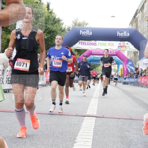 06.09.2026 - CURREX Alsterlauf Yannick Fuchs http://msf.ph/oto/10154146 06.09.2026 09:52:13 Ziel 2118, 2191, 2284, 2758, 3289, 3301, 3450, 3789, 3839, 3975, 4462, 4567, 5129, 5287, 5321, 8071 meine-sportfotos.de