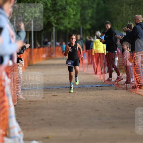 06.09.2026 - 20. Norderstedt Triathlon Mo-Foto http://msf.ph/oto/10154189 06.09.2026 09:08:52 Laufen 46 meine-sportfotos.de
