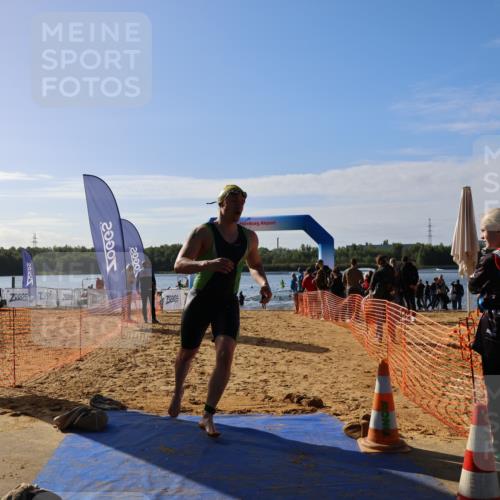 06.09.2026 - 20. Norderstedt Triathlon Andreas Tolksdorf http://msf.ph/oto/10154192 06.09.2026 10:04:34 Schwimmen 1230 meine-sportfotos.de