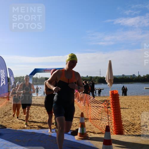 06.09.2026 - 20. Norderstedt Triathlon Andreas Tolksdorf http://msf.ph/oto/10154273 06.09.2026 10:05:02 Schwimmen 1205, 1214, 1217, 1233, 1489, 1501 meine-sportfotos.de