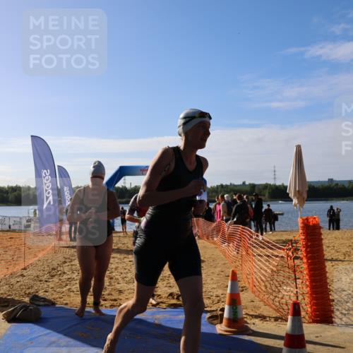 06.09.2026 - 20. Norderstedt Triathlon Andreas Tolksdorf http://msf.ph/oto/10154293 06.09.2026 10:05:04 Schwimmen 1201, 1205, 1214, 1217, 1233, 1489, 1494, 1501 meine-sportfotos.de