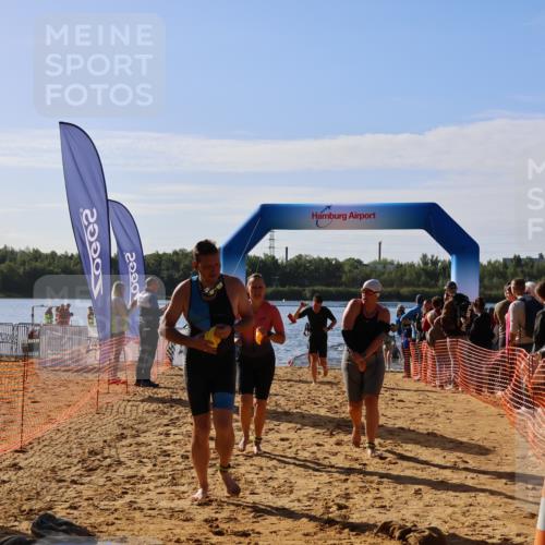 06.09.2026 - 20. Norderstedt Triathlon Andreas Tolksdorf http://msf.ph/oto/10154336 06.09.2026 10:05:14 Schwimmen 1201, 1217, 1234, 1494, 1503 meine-sportfotos.de