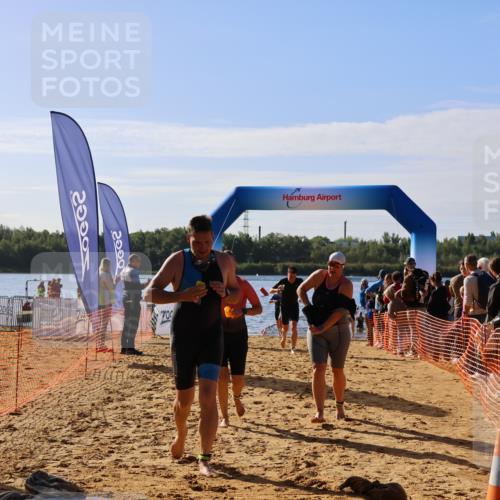 06.09.2026 - 20. Norderstedt Triathlon Andreas Tolksdorf http://msf.ph/oto/10154341 06.09.2026 10:05:14 Schwimmen 1201, 1217, 1234, 1494, 1503 meine-sportfotos.de