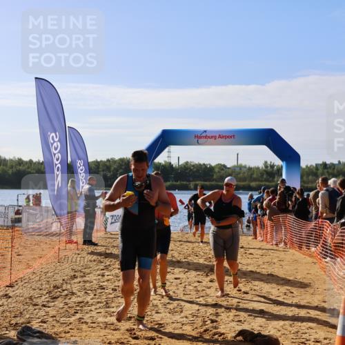 06.09.2026 - 20. Norderstedt Triathlon Andreas Tolksdorf http://msf.ph/oto/10154345 06.09.2026 10:05:14 Schwimmen 1201, 1217, 1234, 1494, 1503 meine-sportfotos.de