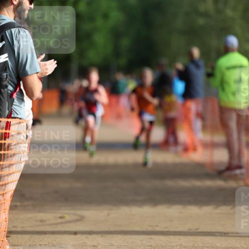 06.09.2026 - 20. Norderstedt Triathlon Mo-Foto http://msf.ph/oto/10154353 06.09.2026 09:09:36 Laufen 43, 2, 41 meine-sportfotos.de