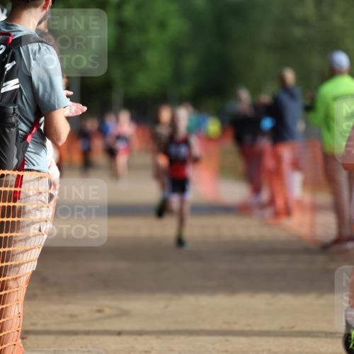 06.09.2026 - 20. Norderstedt Triathlon Mo-Foto http://msf.ph/oto/10154375 06.09.2026 09:09:40 Laufen 10, 41 meine-sportfotos.de