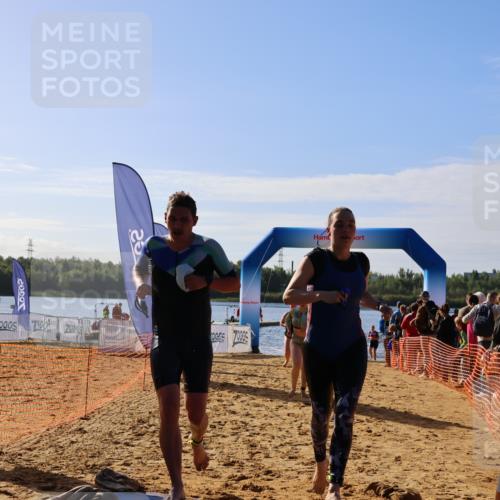 06.09.2026 - 20. Norderstedt Triathlon Andreas Tolksdorf http://msf.ph/oto/10154389 06.09.2026 10:05:24 Schwimmen 1193, 1227, 1234, 1498, 1510 meine-sportfotos.de