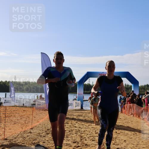 06.09.2026 - 20. Norderstedt Triathlon Andreas Tolksdorf http://msf.ph/oto/10154394 06.09.2026 10:05:24 Schwimmen 1193, 1227, 1234, 1498, 1510 meine-sportfotos.de