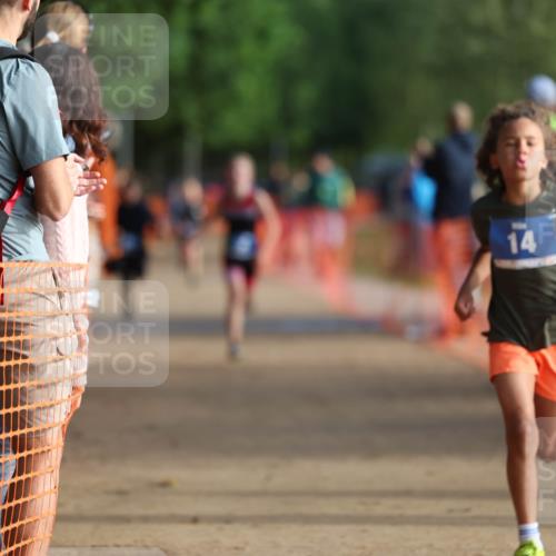 06.09.2026 - 20. Norderstedt Triathlon Mo-Foto http://msf.ph/oto/10154396 06.09.2026 09:09:44 Laufen 14, 10, 41 meine-sportfotos.de