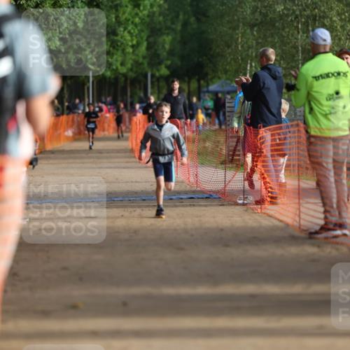 06.09.2026 - 20. Norderstedt Triathlon Mo-Foto http://msf.ph/oto/10154446 06.09.2026 09:10:03 Laufen 5, 7, 11, 19, 24, 37 meine-sportfotos.de