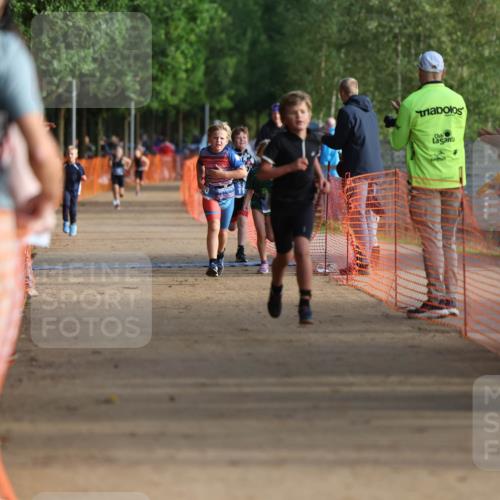 06.09.2026 - 20. Norderstedt Triathlon Mo-Foto http://msf.ph/oto/10154536 06.09.2026 09:10:28 Laufen  meine-sportfotos.de