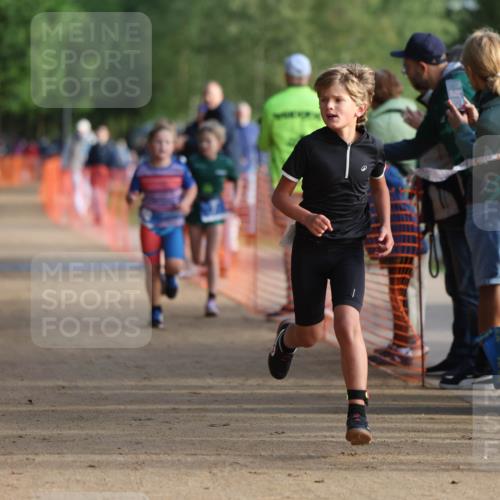 06.09.2026 - 20. Norderstedt Triathlon Mo-Foto http://msf.ph/oto/10154545 06.09.2026 09:10:30 Laufen 12 meine-sportfotos.de