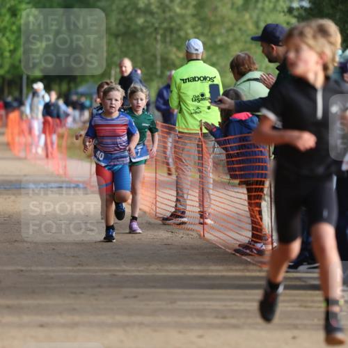 06.09.2026 - 20. Norderstedt Triathlon Mo-Foto http://msf.ph/oto/10154548 06.09.2026 09:10:31 Laufen 12 meine-sportfotos.de