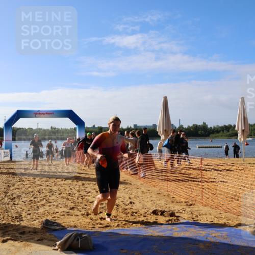 06.09.2026 - 20. Norderstedt Triathlon Andreas Tolksdorf http://msf.ph/oto/10154559 06.09.2026 10:05:57 Schwimmen 1195, 1197, 1215, 1223, 1491, 1511 meine-sportfotos.de