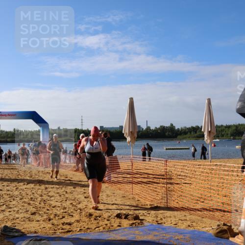 06.09.2026 - 20. Norderstedt Triathlon Andreas Tolksdorf http://msf.ph/oto/10154575 06.09.2026 10:06:02 Schwimmen 1195, 1197, 1215, 1223, 1491, 1504 meine-sportfotos.de