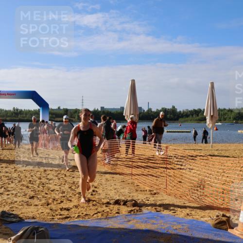 06.09.2026 - 20. Norderstedt Triathlon Andreas Tolksdorf http://msf.ph/oto/10154588 06.09.2026 10:06:08 Schwimmen 1203, 1204, 1208, 1215, 1219, 1226, 1490, 1491, 1493, 1504 meine-sportfotos.de