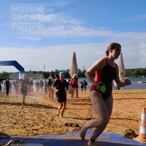 06.09.2026 - 20. Norderstedt Triathlon Andreas Tolksdorf http://msf.ph/oto/10154594 06.09.2026 10:06:09 Schwimmen 1203, 1204, 1208, 1219, 1226, 1490, 1493, 1504 meine-sportfotos.de