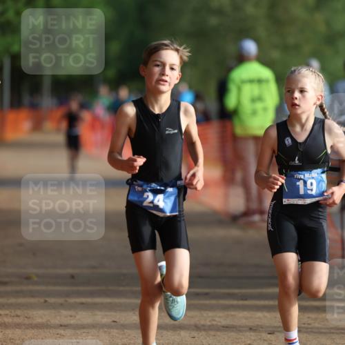 06.09.2026 - 20. Norderstedt Triathlon Mo-Foto http://msf.ph/oto/10154673 06.09.2026 09:10:45 Laufen 24, 19, 12, 21, 29 meine-sportfotos.de