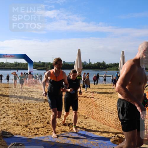 06.09.2026 - 20. Norderstedt Triathlon Andreas Tolksdorf http://msf.ph/oto/10154800 06.09.2026 10:06:29 Schwimmen 1200, 1211, 1222, 1496, 1506, 1509 meine-sportfotos.de