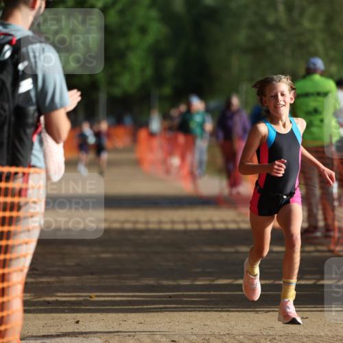 06.09.2026 - 20. Norderstedt Triathlon Mo-Foto http://msf.ph/oto/10154804 06.09.2026 09:11:32 Laufen 44, 47 meine-sportfotos.de