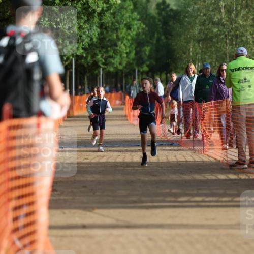 06.09.2026 - 20. Norderstedt Triathlon Mo-Foto http://msf.ph/oto/10154842 06.09.2026 09:11:40 Laufen 39, 44, 47 meine-sportfotos.de