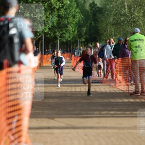 06.09.2026 - 20. Norderstedt Triathlon Mo-Foto http://msf.ph/oto/10154846 06.09.2026 09:11:40 Laufen 39, 44, 47 meine-sportfotos.de