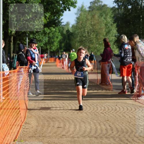 06.09.2026 - 20. Norderstedt Triathlon Mo-Foto http://msf.ph/oto/10155091 06.09.2026 09:12:32 Laufen 44, 18 meine-sportfotos.de