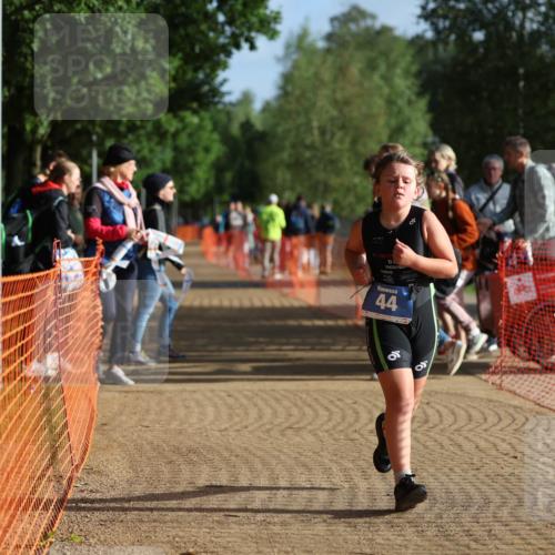 06.09.2026 - 20. Norderstedt Triathlon Mo-Foto http://msf.ph/oto/10155103 06.09.2026 09:12:34 Laufen 44, 18 meine-sportfotos.de