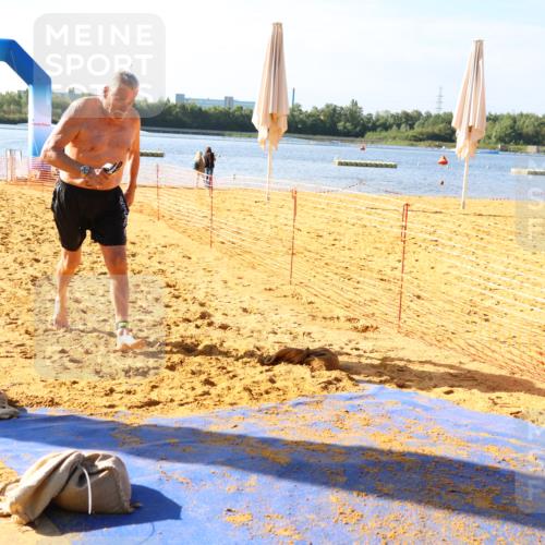 06.09.2026 - 20. Norderstedt Triathlon Andreas Tolksdorf http://msf.ph/oto/10155128 06.09.2026 10:08:18 Schwimmen 1209 meine-sportfotos.de