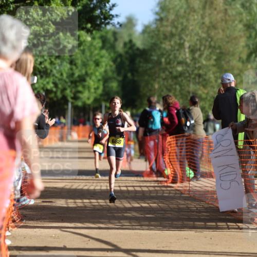 06.09.2026 - 20. Norderstedt Triathlon Mo-Foto http://msf.ph/oto/10155345 06.09.2026 09:40:50 Laufen 688, 602, 622, 664, 665 meine-sportfotos.de