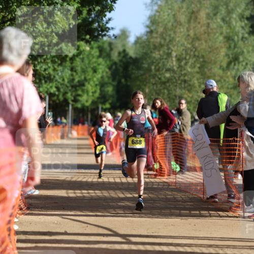 06.09.2026 - 20. Norderstedt Triathlon Mo-Foto http://msf.ph/oto/10155356 06.09.2026 09:40:51 Laufen 389, 688, 602, 622, 664, 665 meine-sportfotos.de