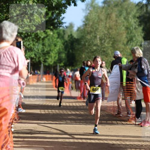 06.09.2026 - 20. Norderstedt Triathlon Mo-Foto http://msf.ph/oto/10155363 06.09.2026 09:40:52 Laufen 688, 602, 622, 664, 665 meine-sportfotos.de