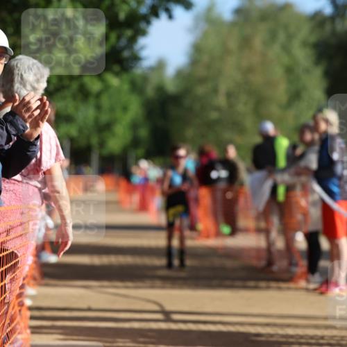 06.09.2026 - 20. Norderstedt Triathlon Mo-Foto http://msf.ph/oto/10155369 06.09.2026 09:40:53 Laufen 602, 613, 613, 622, 664, 665 meine-sportfotos.de