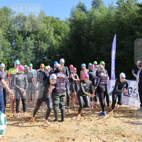 06.09.2026 - 20. Norderstedt Triathlon Andreas Tolksdorf http://msf.ph/oto/10155375 06.09.2026 10:40:18 Schwimmen 158, 1267, 1269 meine-sportfotos.de
