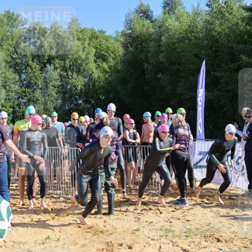 06.09.2026 - 20. Norderstedt Triathlon Andreas Tolksdorf http://msf.ph/oto/10155380 06.09.2026 10:40:18 Schwimmen 158, 1267, 1269 meine-sportfotos.de