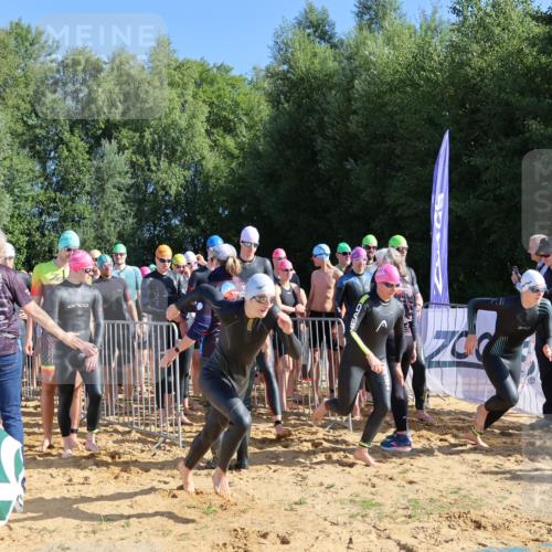 06.09.2026 - 20. Norderstedt Triathlon Andreas Tolksdorf http://msf.ph/oto/10155386 06.09.2026 10:40:18 Schwimmen 158, 1267, 1269 meine-sportfotos.de