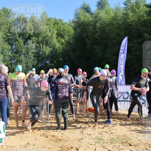 06.09.2026 - 20. Norderstedt Triathlon Andreas Tolksdorf http://msf.ph/oto/10155420 06.09.2026 10:40:23 Schwimmen 1275, 1303, 1310 meine-sportfotos.de