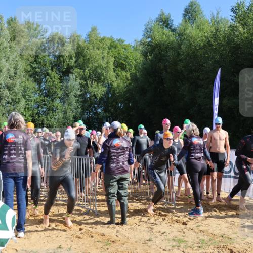 06.09.2026 - 20. Norderstedt Triathlon Andreas Tolksdorf http://msf.ph/oto/10155496 06.09.2026 10:40:33 Schwimmen 789, 1253, 1265 meine-sportfotos.de