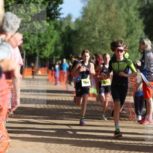 06.09.2026 - 20. Norderstedt Triathlon Mo-Foto http://msf.ph/oto/10155500 06.09.2026 09:41:22 Laufen 664, 665, 651, 657, 657, 695 meine-sportfotos.de