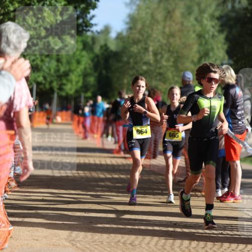 06.09.2026 - 20. Norderstedt Triathlon Mo-Foto http://msf.ph/oto/10155503 06.09.2026 09:41:23 Laufen 664, 665, 651, 657, 657, 695 meine-sportfotos.de