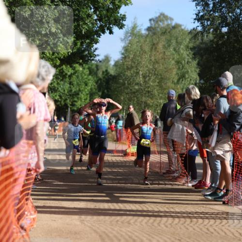06.09.2026 - 20. Norderstedt Triathlon Mo-Foto http://msf.ph/oto/10155713 06.09.2026 09:42:05 Laufen 606, 606, 627, 627, 643, 643, 649, 661, 677, 685, 693 meine-sportfotos.de