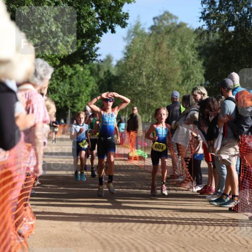 06.09.2026 - 20. Norderstedt Triathlon Mo-Foto http://msf.ph/oto/10155718 06.09.2026 09:42:05 Laufen 655, 604, 606, 606, 627, 627, 643, 643, 649, 661, 677, 685, 693 meine-sportfotos.de