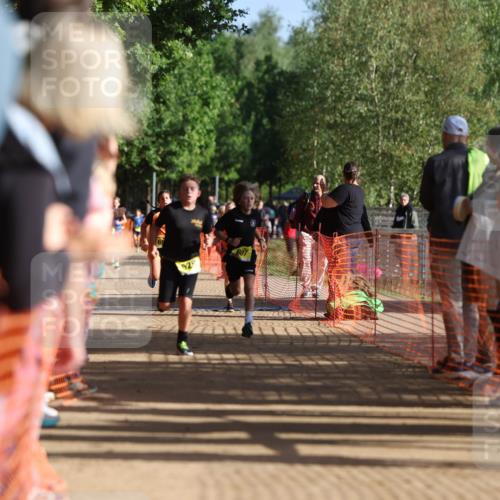 06.09.2026 - 20. Norderstedt Triathlon Mo-Foto http://msf.ph/oto/10156045 06.09.2026 09:42:58 Laufen 920, 607, 656, 656, 697, 697, 698 meine-sportfotos.de