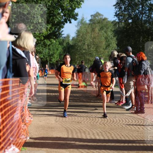 06.09.2026 - 20. Norderstedt Triathlon Mo-Foto http://msf.ph/oto/10156099 06.09.2026 09:43:03 Laufen 696, 609, 609, 611, 611, 634, 634, 686, 686, 698 meine-sportfotos.de