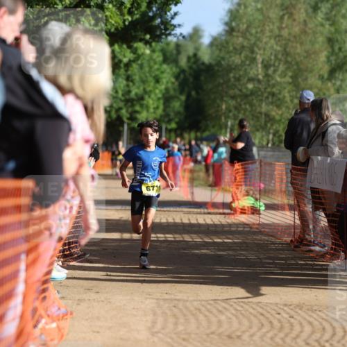 06.09.2026 - 20. Norderstedt Triathlon Mo-Foto http://msf.ph/oto/10156186 06.09.2026 09:43:18 Laufen 677, 635, 635, 669, 669, 672, 672, 673 meine-sportfotos.de