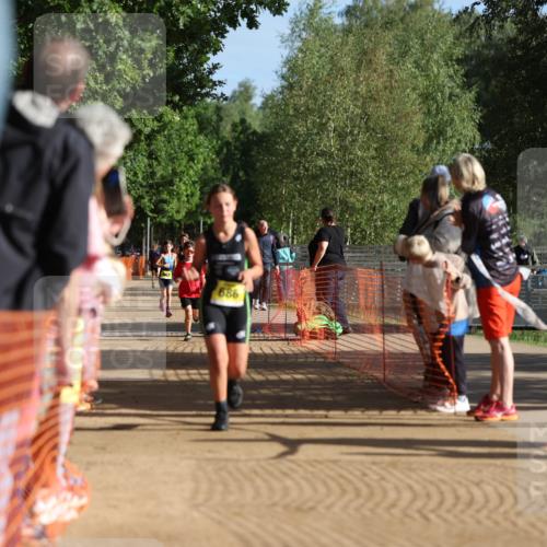 06.09.2026 - 20. Norderstedt Triathlon Mo-Foto http://msf.ph/oto/10156480 06.09.2026 09:44:02 Laufen 989, 663, 663 meine-sportfotos.de